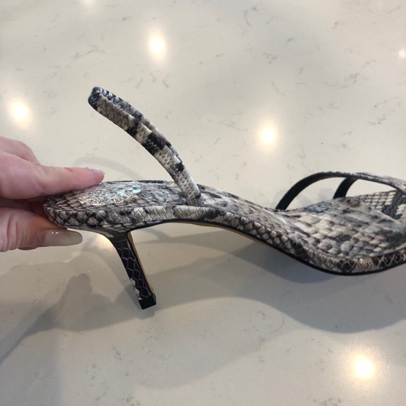 Vince Camuto shoes - Picture 2 of 5